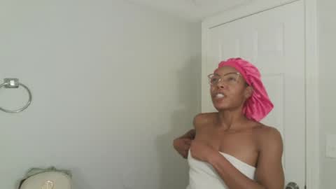 Snapshot of bonneebi chatting on July 2026 04:25:02 PM bonneebi online show from July 2026 04:25:02 PM
