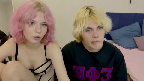 Jessy  Mark online show from October 2025 05:08:01 PM