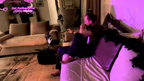 Bonnie and Clyde online show from February 2026 03:40:01 AM