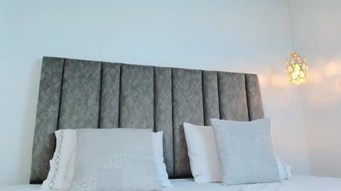 Bonnie online show from September 2025 06:18:02 AM