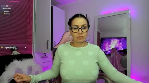 bonnie online show from March 2026 08:26:33 AM