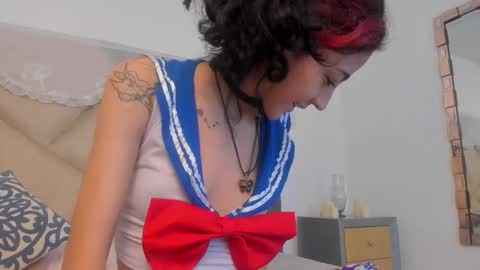   online show from October 2025 12:25:02 AM