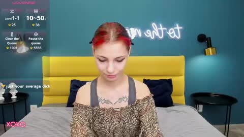 Honey  Bonnie online show from April 2026 01:33:01 AM