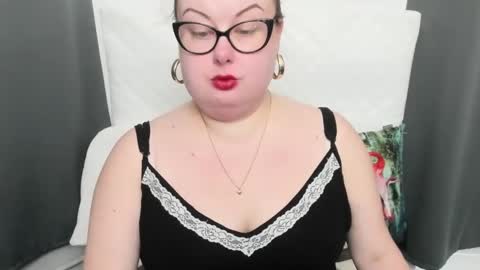 Bonnie online show from March 2025 01:28:01 PM