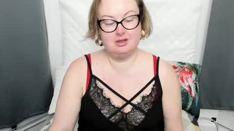 Bonnie online show from April 2026 05:45:02 AM