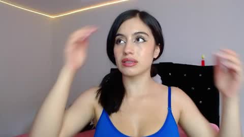 Snapshot of bonny_bonss chatting on April 2026 08:03:01 PM bonny_bonss online show from April 2026 08:03:01 PM