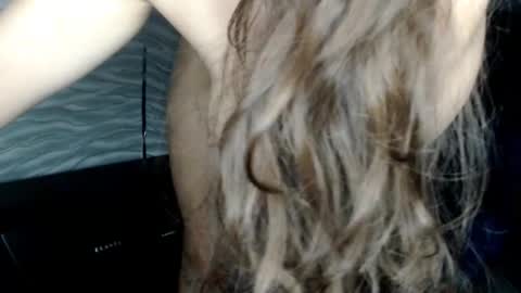 Snapshot of bonny_klyde95 chatting on November 2025 10:56:01 PM bonny_klyde95 online show from November 2025 10:56:01 PM