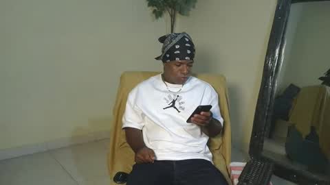 Snapshot of bonsai160723 chatting on March 2026 05:22:02 AM kevin hart online show from March 2026 05:22:02 AM