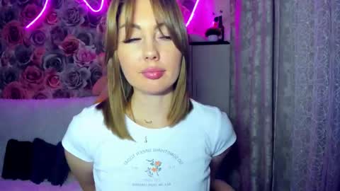 Mira online show from February 2025 08:20:02 PM