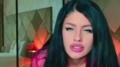 Snapshot of boobsiemilaa chatting on April 2026 09:32:01 PM Mila online show from April 2026 09:32:01 PM