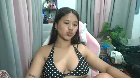 Snapshot of boobsypinay_zhein chatting on May 2026 02:14:02 PM boobsypinay_zhein online show from May 2026 02:14:02 PM