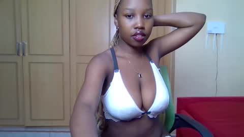 Snapshot of booby_cammy chatting on May 2026 06:31:02 AM barbie online show from May 2026 06:31:02 AM