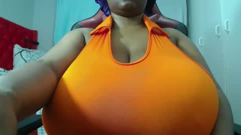 Snapshot of boobygoddessxxx chatting on June 2026 02:17:02 PM boobygoddessxxx online show from June 2026 02:17:02 PM