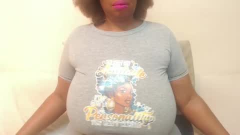 boobyqueen online show from February 2025 02:59:02 AM