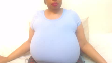 boobyqueen online show from June 2026 07:07:01 PM