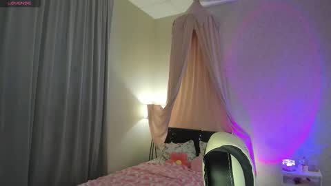 Snapshot of booozekirs_ chatting on October 2025 02:10:01 AM Milena online show from October 2025 02:10:01 AM