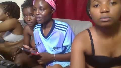 Snapshot of bootie_caramel chatting on February 2025 09:31:01 PM bootie_caramel online show from February 2025 09:31:01 PM