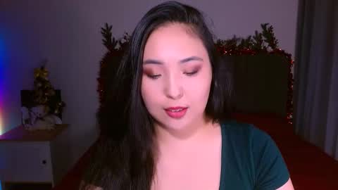 Snapshot of bootylecious_ chatting on December 2024 04:09:02 PM Mona online show from December 2024 04:09:02 PM