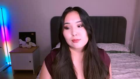 Snapshot of bootylecious_ chatting on November 2025 05:13:01 PM Mona online show from November 2025 05:13:01 PM