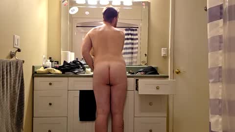 bootywhoknows online show from March 2026 02:15:01 AM