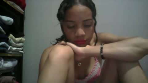 Snapshot of boozyart chatting on December 2024 04:38:01 PM boozyArt online show from December 2024 04:38:01 PM