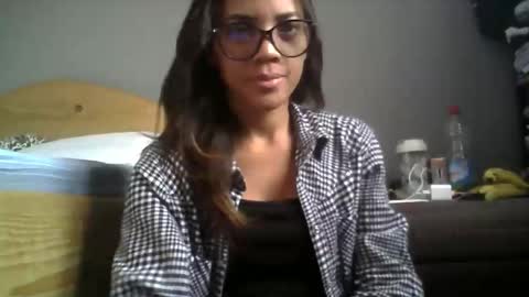 Snapshot of boozyart chatting on December 2025 07:35:01 AM boozyArt online show from December 2025 07:35:01 AM