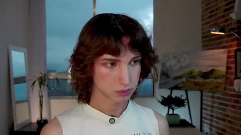 Bream online show from February 2025 10:14:02 PM