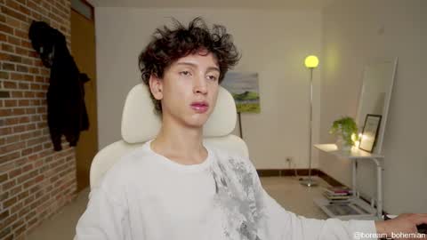 Bream online show from October 2025 12:35:01 PM