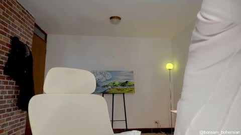 Bream online show from October 2025 01:34:02 PM