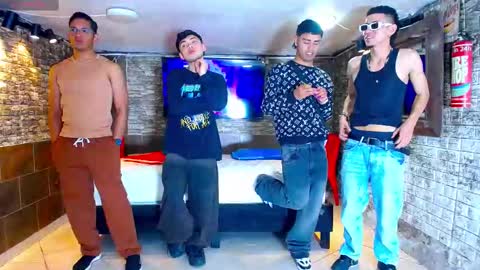 THOMAS AND DAMIAND online show from September 2025 04:47:02 AM