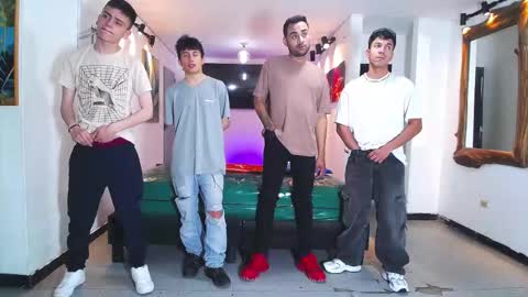 THOMAS AND DAMIAND online show from November 2025 06:40:01 PM