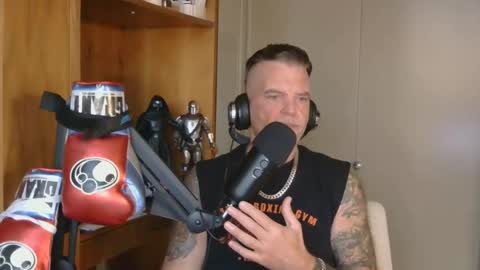 BOSS online show from November 2025 05:47:01 PM