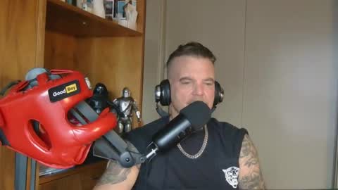 BOSS online show from November 2025 08:13:02 PM