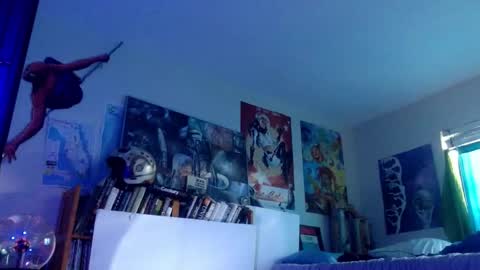 Bottomboo7 online show from February 2026 01:29:02 PM