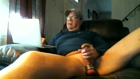 Snapshot of bottomjacki chatting on April 2026 11:52:02 AM Jackie online show from April 2026 11:52:02 AM