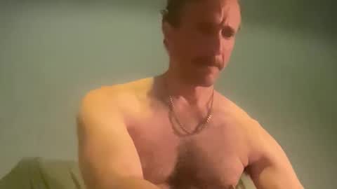 bottommanbln online show from October 2025 10:26:02 PM