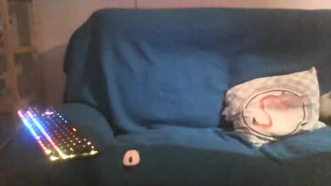 Boubou online show from December 2025 10:37:02 PM