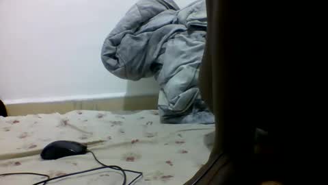 Snapshot of bouncy_vee chatting on February 2026 12:17:02 PM bouncy_vee online show from February 2026 12:17:02 PM