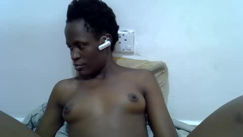 Snapshot of bouncy_vee chatting on April 2026 11:15:01 AM bouncy_vee online show from April 2026 11:15:01 AM