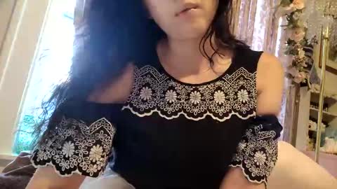 Bouncy Queen Majesty online show from March 2025 11:09:02 PM