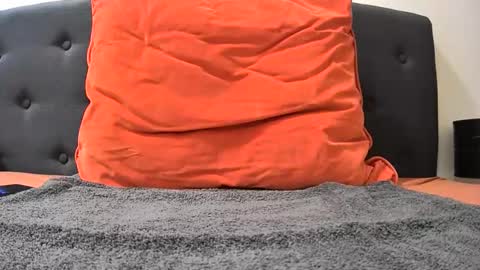 boy3911 online show from December 2025 07:01:02 PM