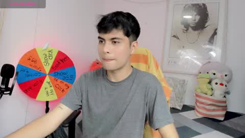 Aaron online show from January 2025 06:56:02 PM