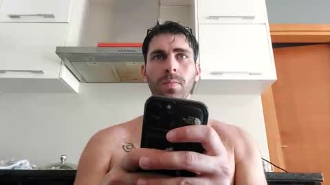 Snapshot of boy_aroundtheworld chatting on April 2026 02:39:01 PM Dan online show from April 2026 02:39:01 PM