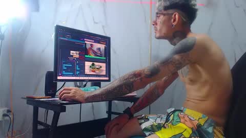 Snapshot of boy_tatto77 chatting on March 2026 07:09:01 PM boy_tatto77 online show from March 2026 07:09:01 PM