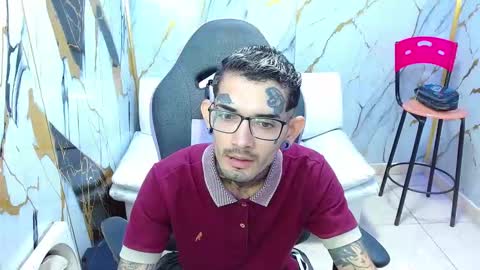 Snapshot of boy_tatto77 chatting on March 2026 12:21:01 PM boy_tatto77 online show from March 2026 12:21:01 PM