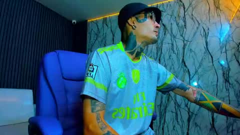 Snapshot of boy_tatto77 chatting on March 2026 12:52:01 PM boy_tatto77 online show from March 2026 12:52:01 PM