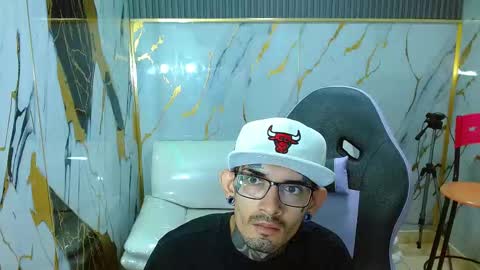 Snapshot of boy_tatto77 chatting on March 2026 12:43:02 PM boy_tatto77 online show from March 2026 12:43:02 PM