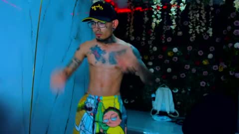 Snapshot of boy_tatto77 chatting on April 2026 02:16:02 AM boy_tatto77 online show from April 2026 02:16:02 AM