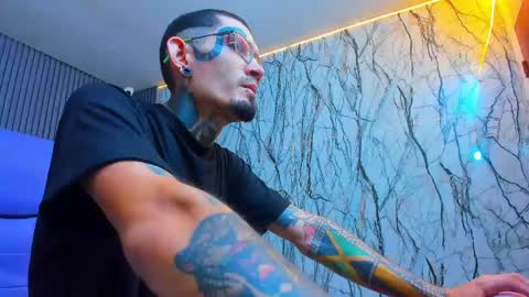 Snapshot of boy_tatto77 chatting on April 2026 12:04:01 PM boy_tatto77 online show from April 2026 12:04:01 PM