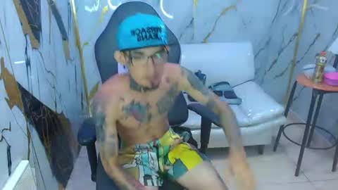 Snapshot of boy_tatto77 chatting on July 2026 02:05:17 AM boy_tatto77 online show from July 2026 02:05:17 AM